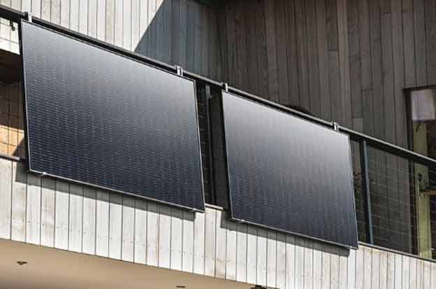 EET SOLMATE Solarkraftwerk Balkon mit Speicher und 2 starren Paneelen 